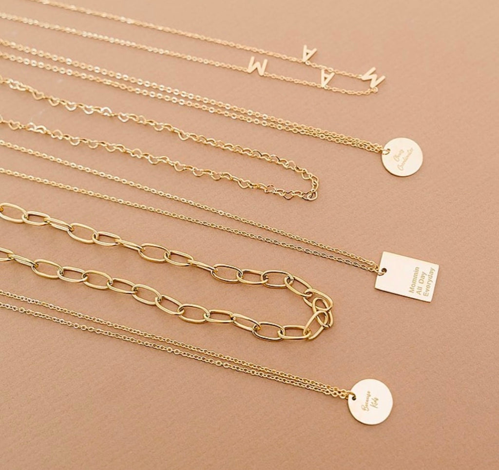 Mommin all day everyday necklace