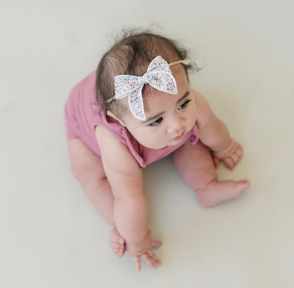 Blossom Edged Bow