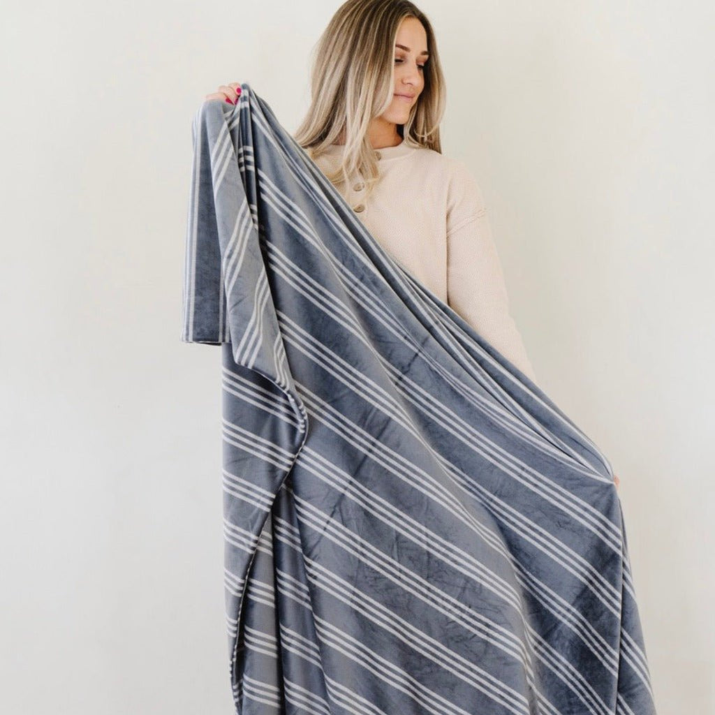 MINKY STRETCH XL THROW BLANKETS