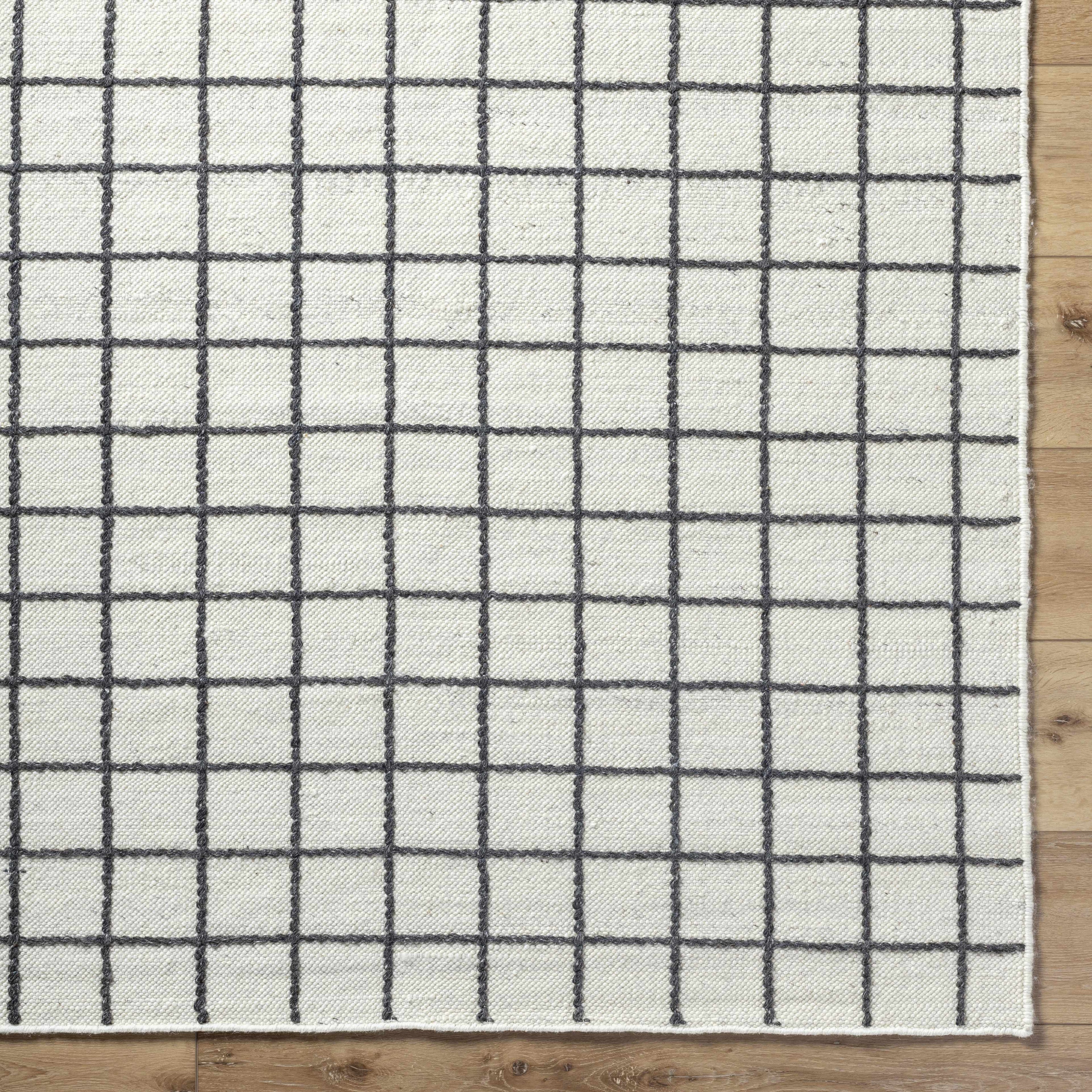 Tauri Area Rug